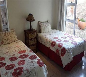 Hostel The Russel