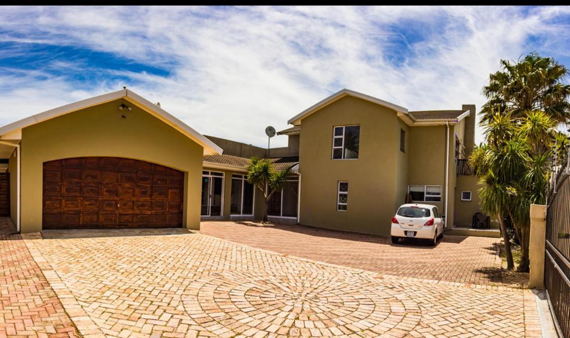 The Russel Hostel Port Elizabeth